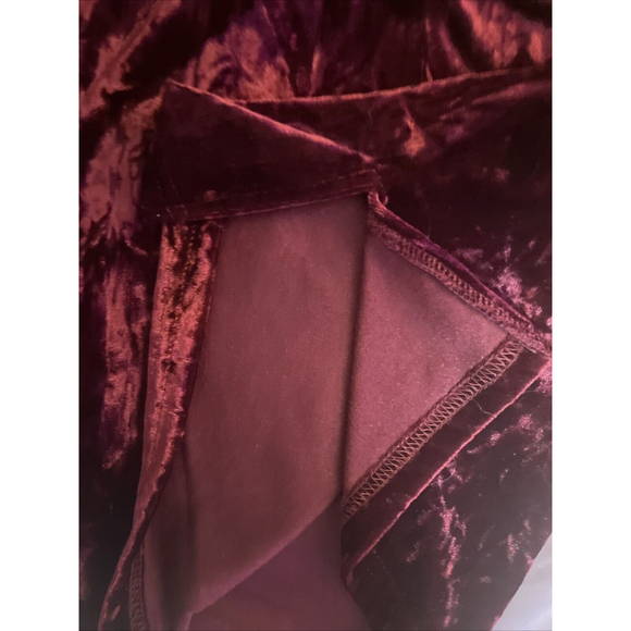 Large NWT Women’s Red Velvet Lacy Camisole Tank Top By Paparazzi - Picture 9 of 9